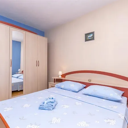 Apartments Albina Brodarica  Exterior photo