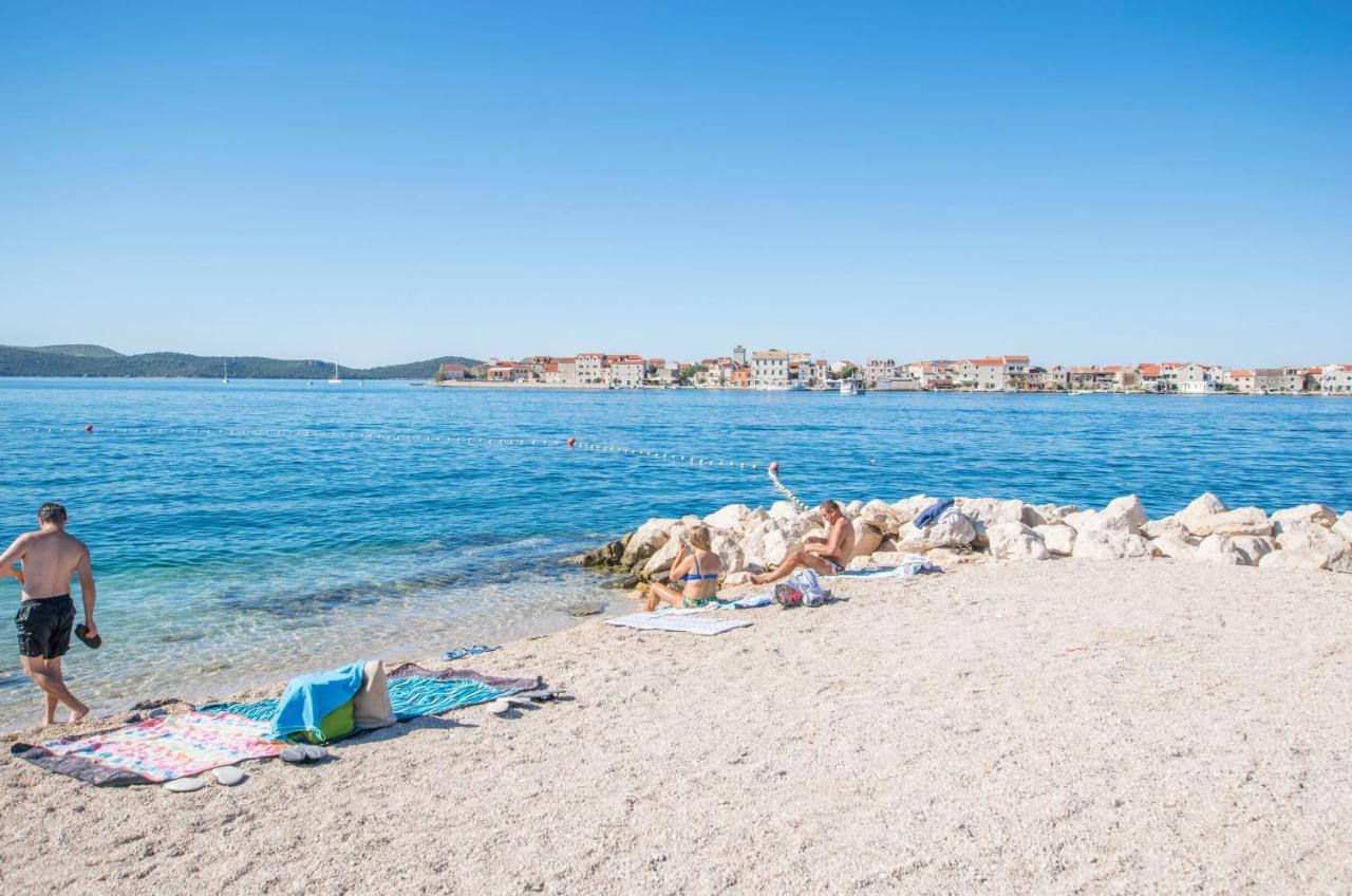 Albina * Brodarica (Sibenik-Knin)