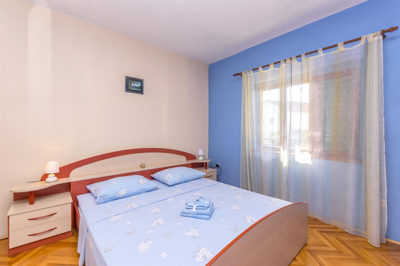 Apartment Albina *